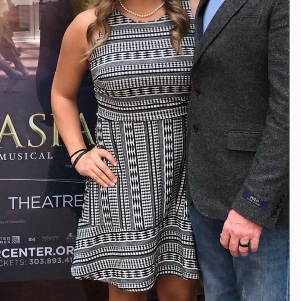 LOFT black/white patterned dress